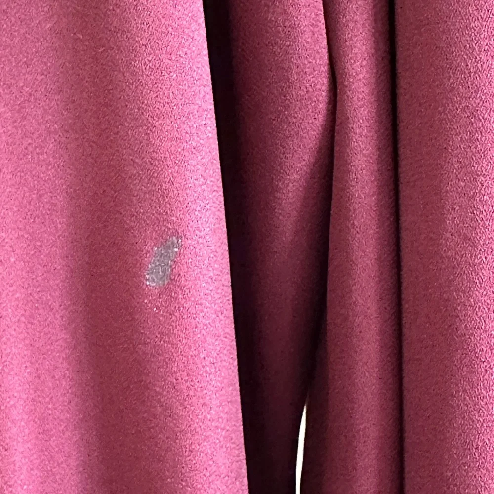 White House Black Market Blouse - Picture 8 of 8